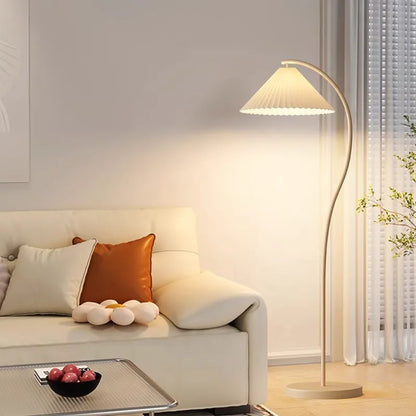 Lampadaire minimaliste moderne